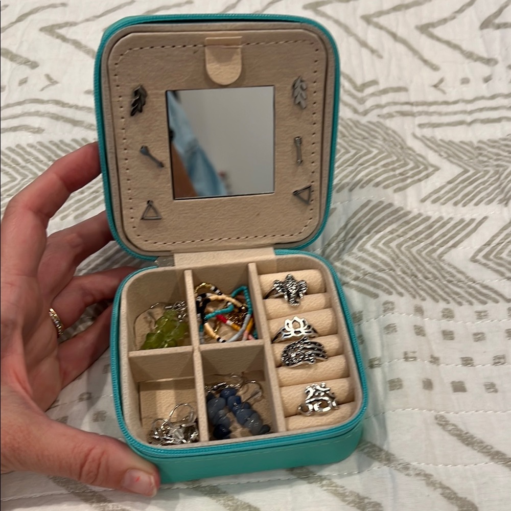 Chic Teal Travel Jewelry‎ Organizer FULL of Jewelry!